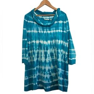 Soft Surroundings bright blue & white tie dye cowl neck longline tunic top